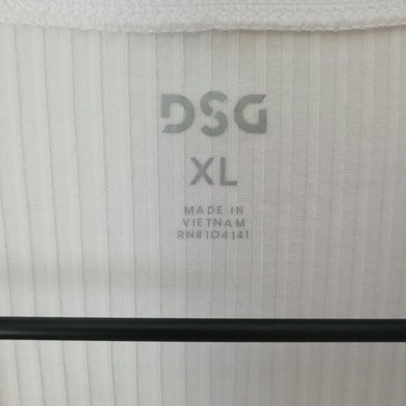 DSG Ribbed Cropped White Tank Top Size Extra Large - Picture 2 of 5